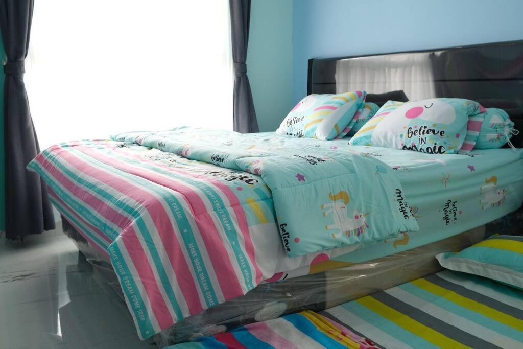 Villa 55 With Pool, Karaoke And Rooftop 보고르 외부 사진